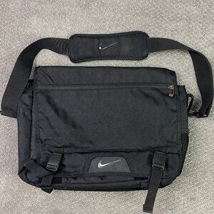 Nike Messenger Bag Black Departure Laptop Golf Crossbody Shoulder
